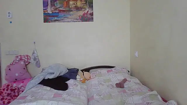 QueenMomyS online show from 04.21.26