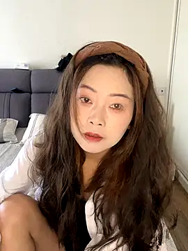 Snapshot of zhouchunhua chatting on 10.01.25 zhouchunhua online show from 10.01.25