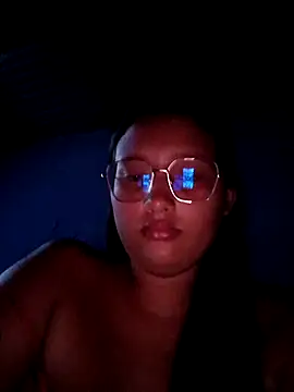 young dairy01 online show from 11.21.25