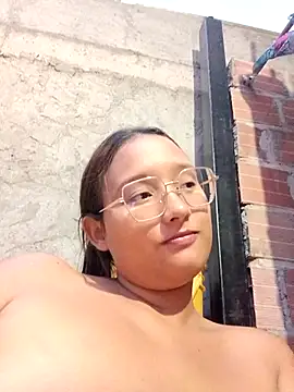 young dairy01 online show from 11.21.25