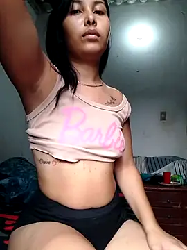 Snapshot of mommy-hot-valeria chatting on 04.10.26 mommy-hot-valeria online show from 04.10.26