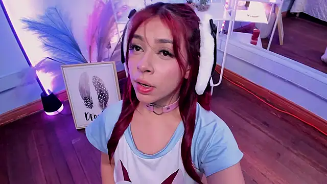 KathiaSaenz  online show from 12.04.25