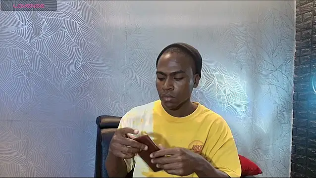 Snapshot of george_lance chatting on 10.02.25 george lance online show from 10.02.25