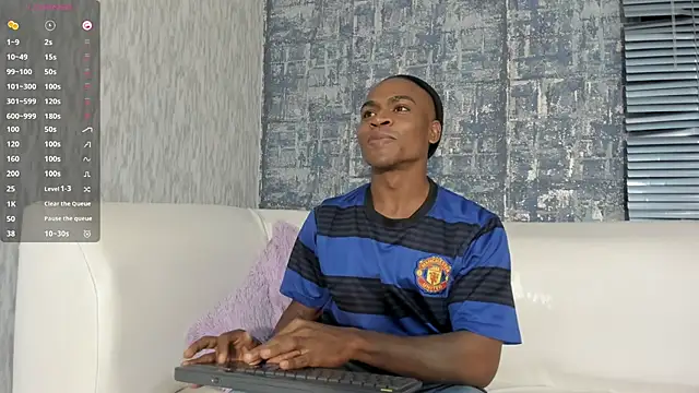 Snapshot of george_lance chatting on 10.08.25 george lance online show from 10.08.25