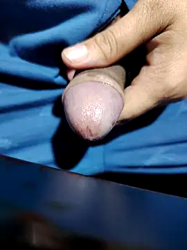 Snapshot of Sir_clouden chatting on 11.01.25 Sir clouden online show from 11.01.25