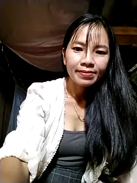 Snapshot of lmc-zz chatting on 10.23.25 lmc-zz online show from 10.23.25