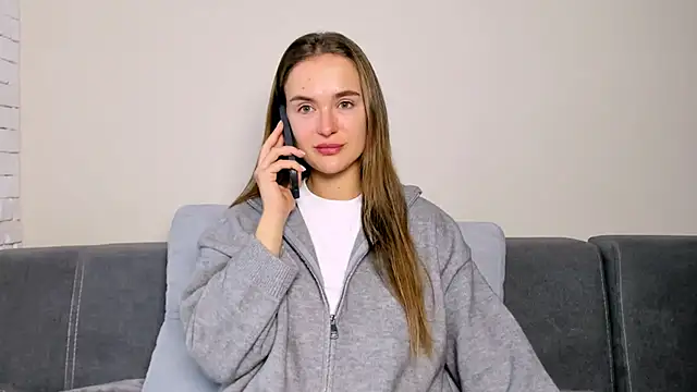 LilMary  online show from 12.15.25