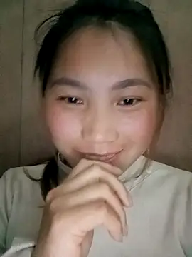 min-xinh online show from 02.04.26