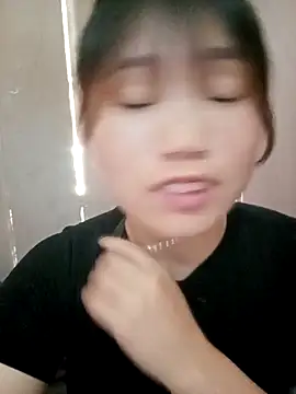 min-xinh online show from 02.26.26