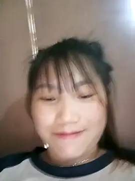 min-xinh online show from 03.30.26