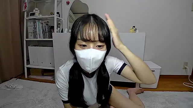 Snapshot of kana_sc chatting on 10.23.25 kana sc online show from 10.23.25