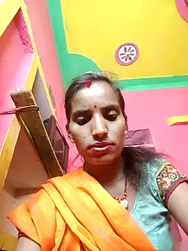 Snapshot of Munni_ji chatting on 10.19.25 Munni ji online show from 10.19.25