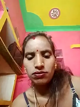 Snapshot of Munni_ji chatting on 10.24.25 Munni ji online show from 10.24.25