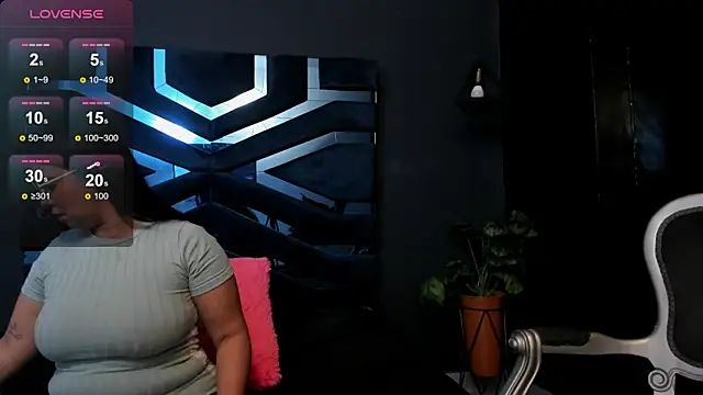 Valka Ross online show from 11.12.25