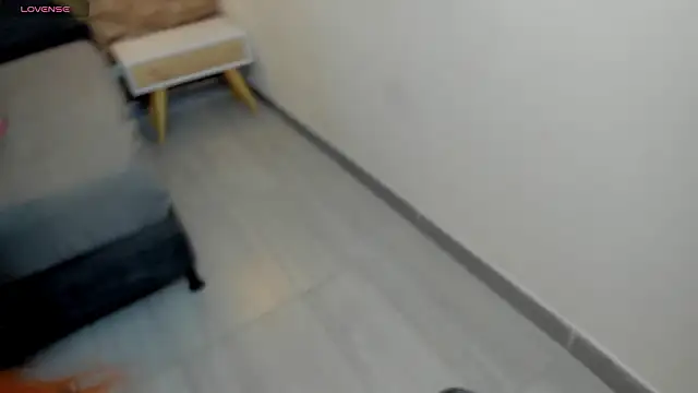 Valka Ross online show from 02.08.26