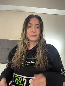 Mariana gom online show from 07.16.26