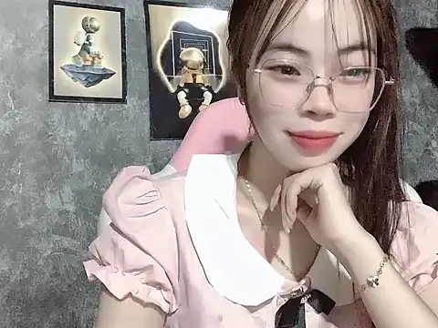 Ellie039 online show from 10.05.25