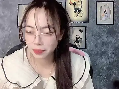 Ellie039 online show from 10.19.25