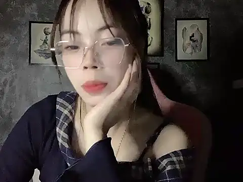 Ellie039 online show from 10.23.25