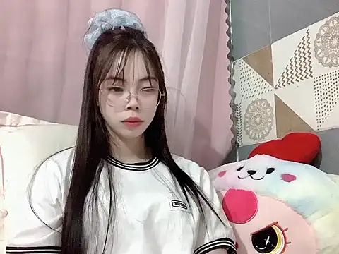 Ellie039 online show from 10.26.25