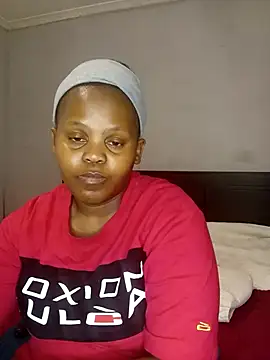 Snapshot of Nastydollx2 chatting on 10.10.25 Nastydollx2 online show from 10.10.25