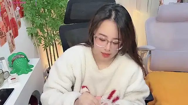 NEWONETO online show from 01.08.26