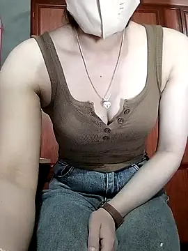 Snapshot of LenaCii chatting on 10.27.25 LenaCii online show from 10.27.25