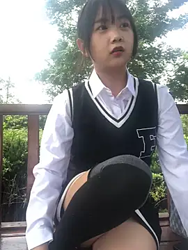 Snapshot of tiantian-26 chatting on 09.28.25 tiantian-26 online show from 09.28.25