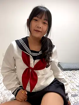 Snapshot of tiantian-26 chatting on 10.19.25 tiantian-26 online show from 10.19.25
