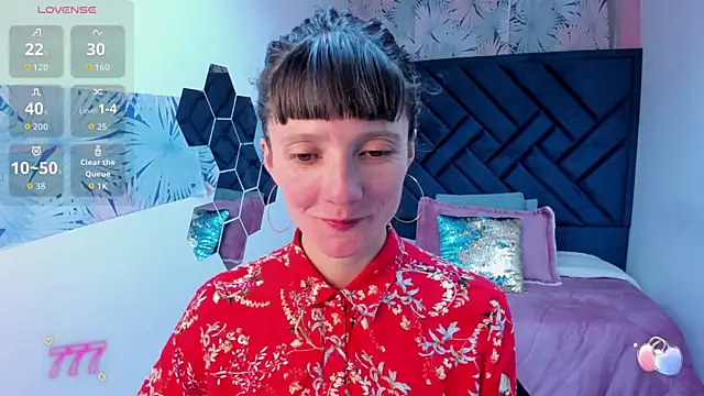 Valery More   online show from 05.23.26