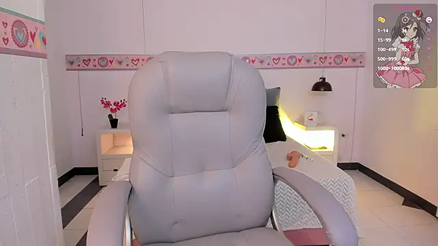 Snapshot of AndreaG_ chatting on 10.09.25 AndreaG  online show from 10.09.25