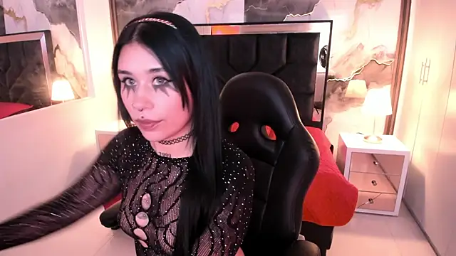 SusanVilla online show from 05.21.26