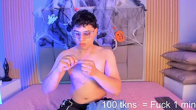 Kandyfrees  online show from 11.01.25