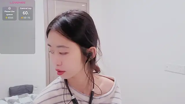 dudu-baby10 online show from 12.19.25