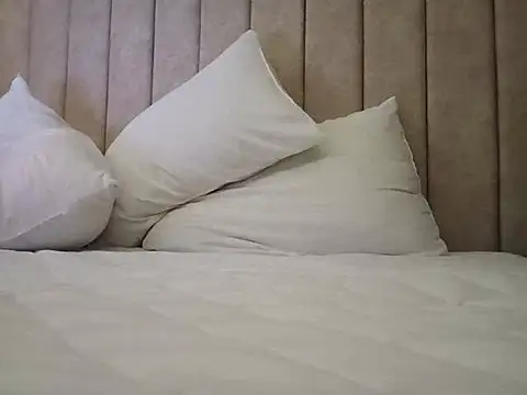 Snapshot of Horny_MALLU_6 chatting on 09.19.25 Horny MALLU 6 online show from 09.19.25