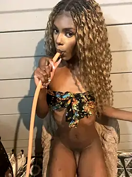 Snapshot of gingergirl67_ chatting on 10.18.25 gingergirl67  online show from 10.18.25