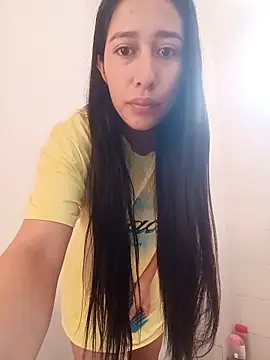 Snapshot of Amelia_Rivas chatting on 10.24.25 Amelia Rivas online show from 10.24.25