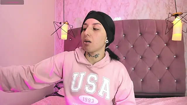 Iris  77 online show from 01.12.26