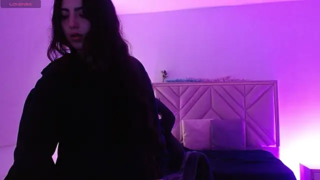 Ixchel tay online show from 11.16.25