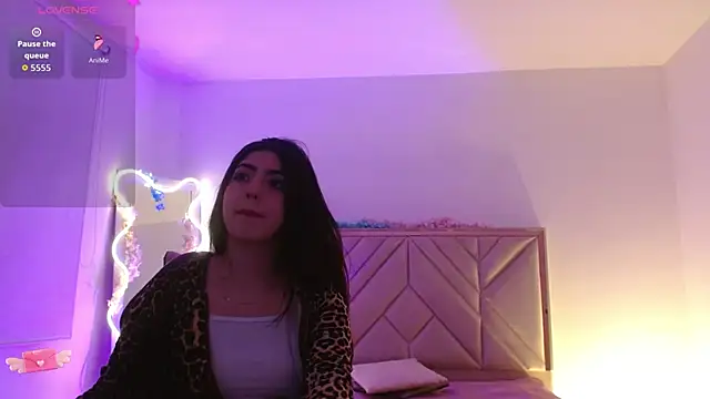 Ixchel tay online show from 11.27.25