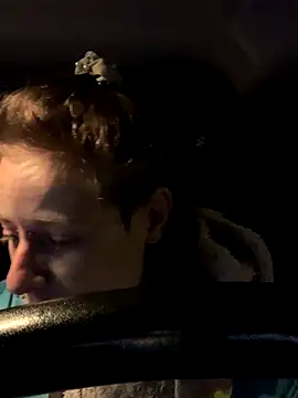 GoldenPussy1329 online show from 10.28.25