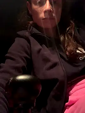 GoldenPussy1329 online show from 10.29.25