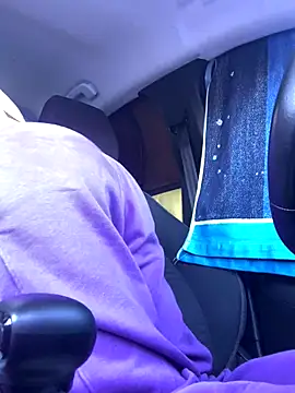 GoldenPussy1329 online show from 12.14.25