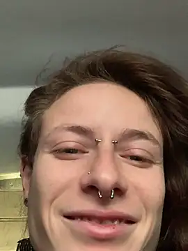 GoldenPussy1329 online show from 12.22.25