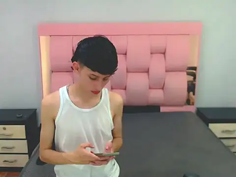 thaigo twink38 online show from 10.31.25