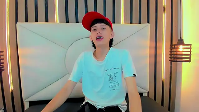Snapshot of thaigo_twink38 chatting on 04.24.26 thaigo twink38 online show from 04.24.26
