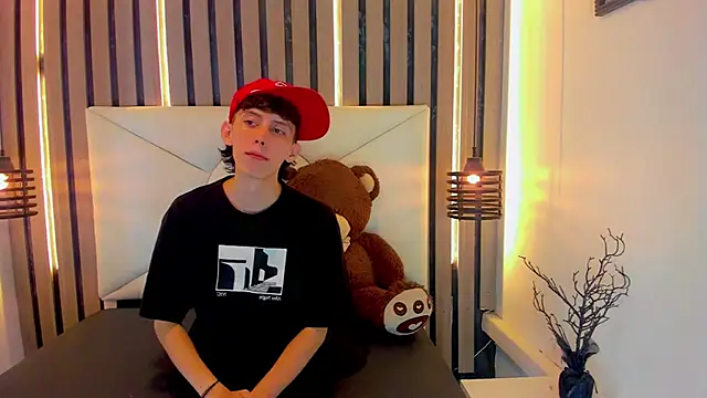 Snapshot of thaigo_twink38 chatting on 06.22.26 thaigo twink38 online show from 06.22.26