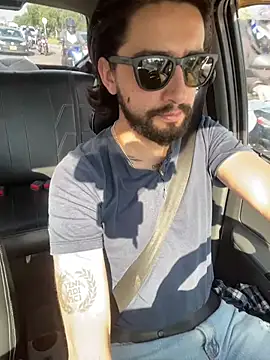 Snapshot of maximusdominus26 chatting on 11.22.25 maximusdominus26 online show from 11.22.25