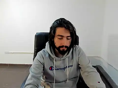 Snapshot of maximusdominus26 chatting on 02.27.26 maximusdominus26 online show from 02.27.26