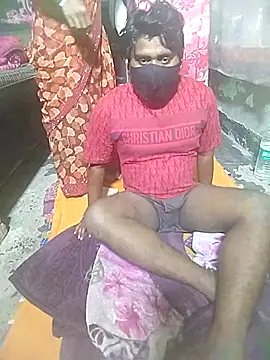 RED Queen 6 online show from 11.25.25